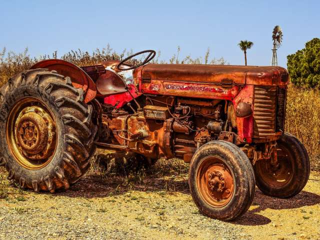A vintage red tractor. Pixabay stock photo
